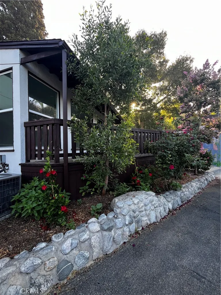 2430 Orange Avenue, La Crescenta, CA 91214 - Photo 5 of 44, La Crescenta, CA