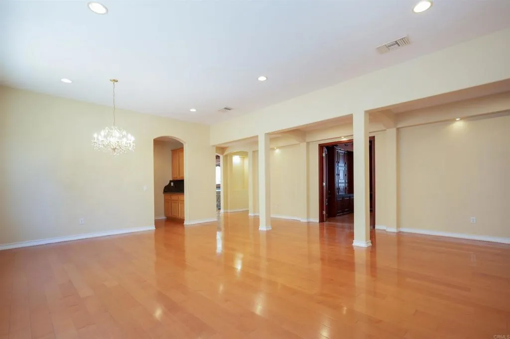 https://cdn.realtyfeed.com/cdn/127/306519783/a9fb1c69ab014e4c54584d8b402b7f8f.webp