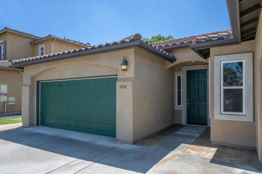 https://cdn.realtyfeed.com/cdn/127/306519783/ce0f6a7a747b175f11b876b57c5964c8.webp