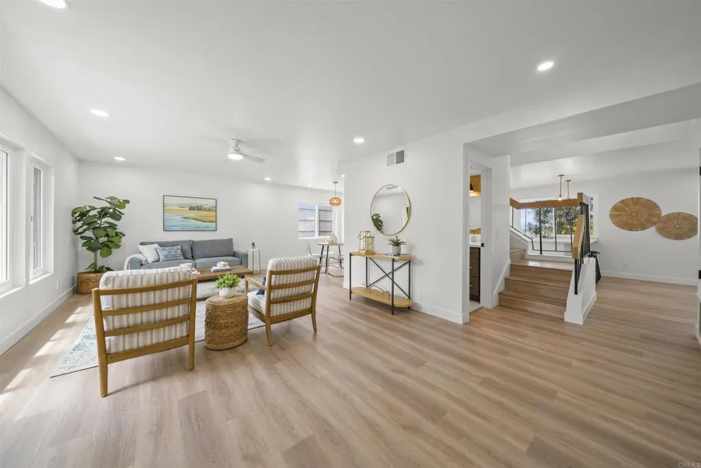 https://cdn.realtyfeed.com/cdn/127/306519797/293bd77bd4affe2614964ad924636984.webp