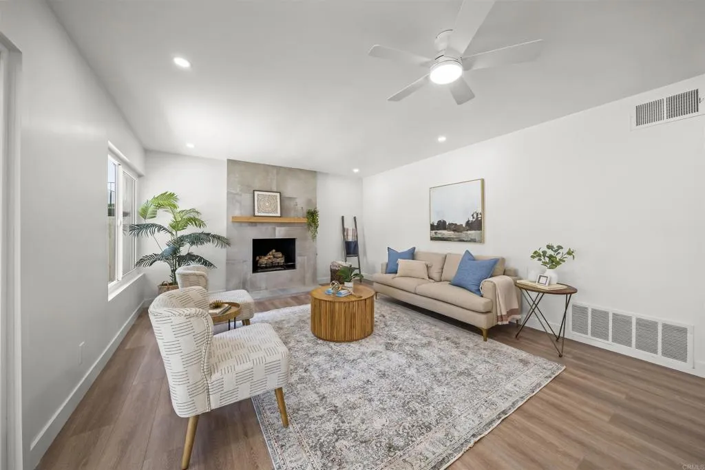 https://cdn.realtyfeed.com/cdn/127/306519797/77931d756b418450d6b114a059df258c.webp
