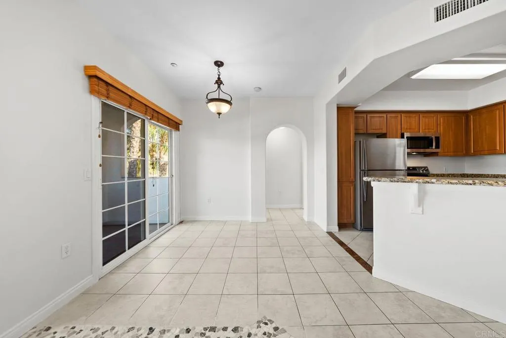 https://cdn.realtyfeed.com/cdn/127/306519813/aa540bcd603a4992b26a2a8e5ade9c2d.webp