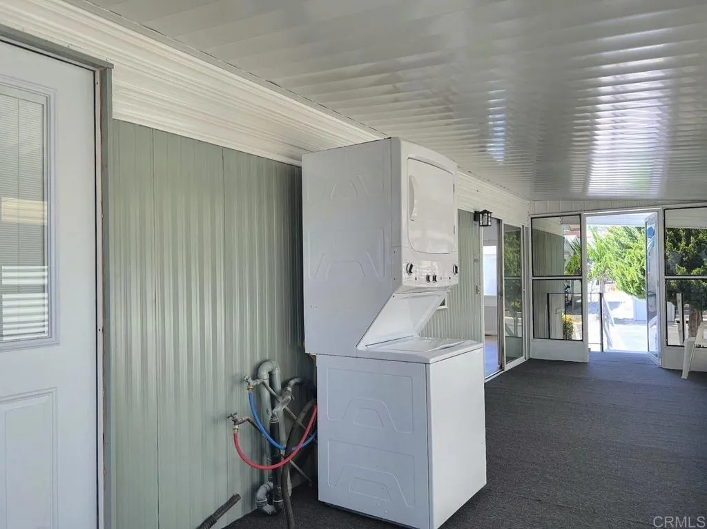 https://cdn.realtyfeed.com/cdn/127/306519826/9f4c21fcab1d8b492a993059e8ed826b.webp