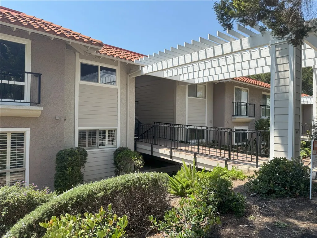 Laguna Woods, CA 92637