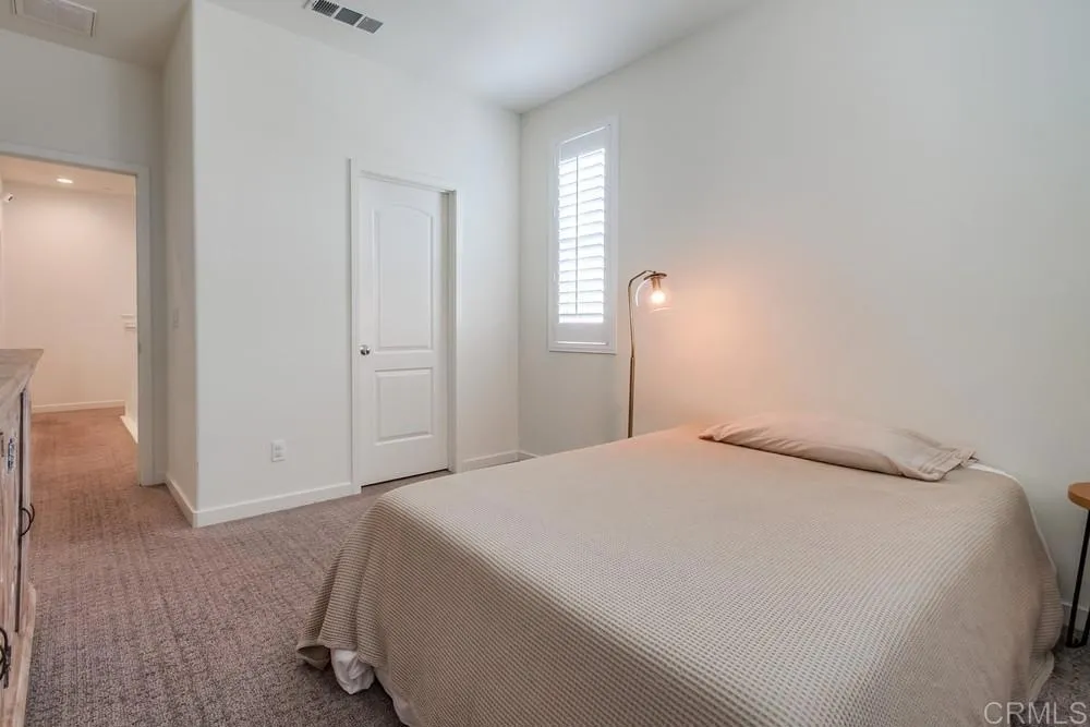 https://cdn.realtyfeed.com/cdn/127/306519877/59742e0ee77773d77bdb34f107b47341.webp