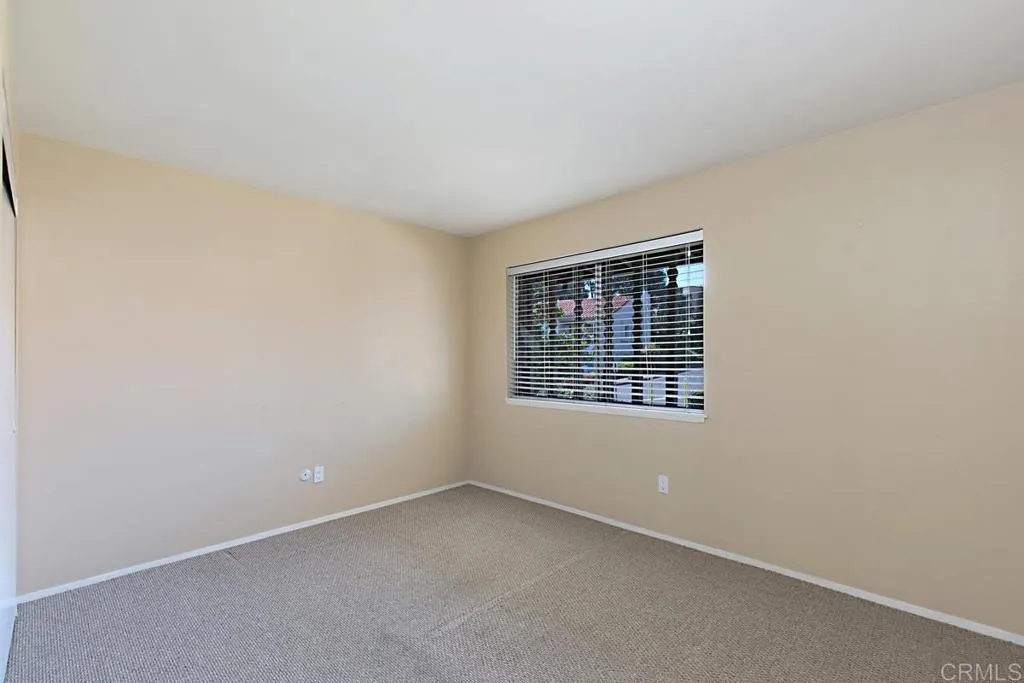 https://cdn.realtyfeed.com/cdn/127/306519881/5e99253d4e570e19bc2c977c47650c8d.webp