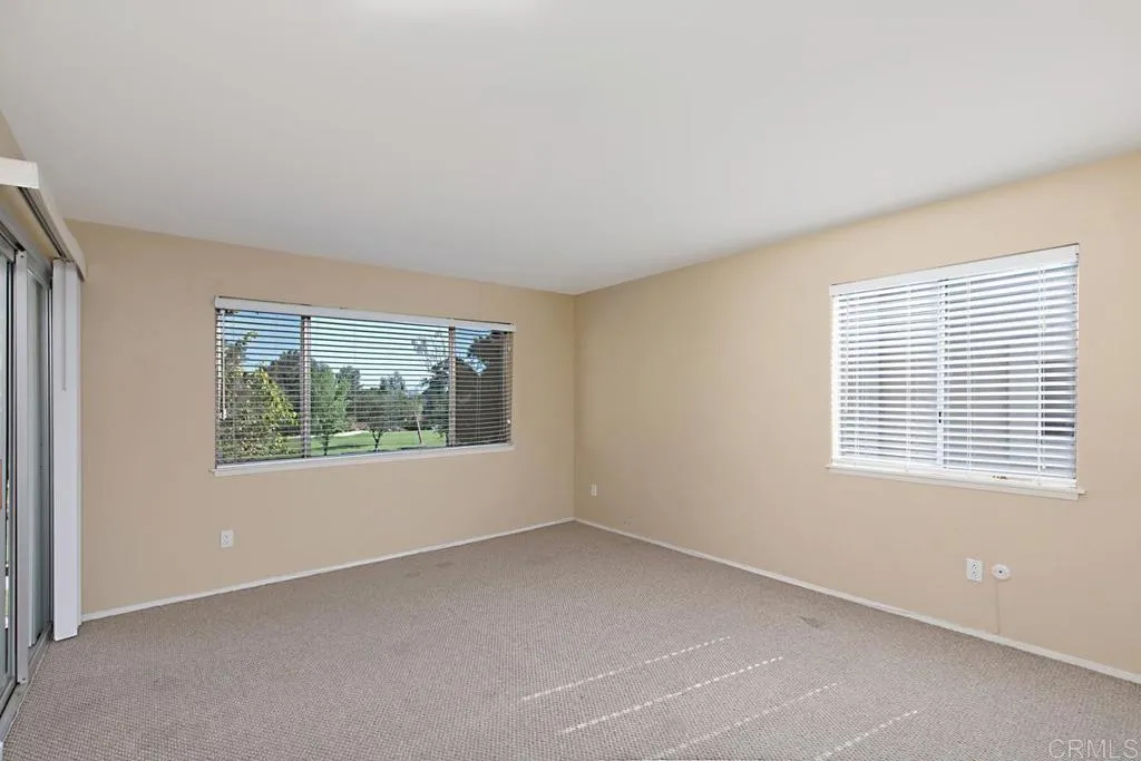 https://cdn.realtyfeed.com/cdn/127/306519881/9efdfea77702cdb2823db4bcdb18a2bf.webp