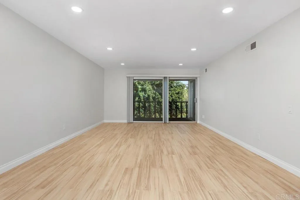 https://cdn.realtyfeed.com/cdn/127/306519881/ffcfb2d869eb563fc18de716201b3e5a.webp