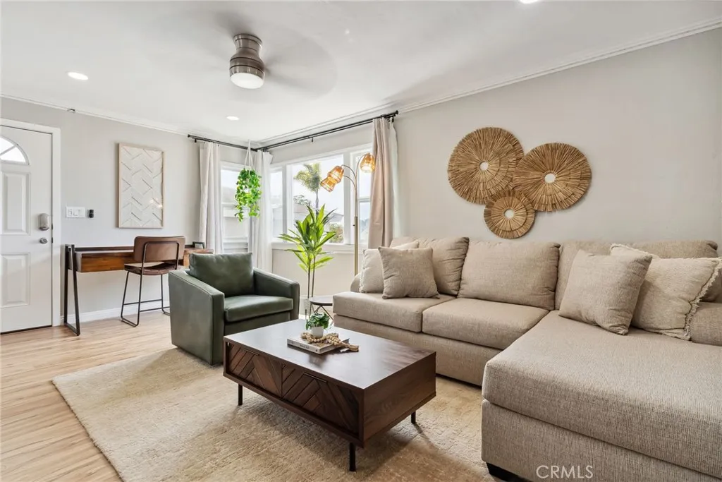 https://cdn.realtyfeed.com/cdn/127/306519882/c124c578e44be8090acafec19bc1bd7d.webp