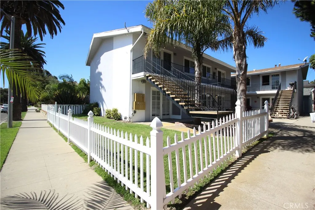 Huntington Beach, CA 92648