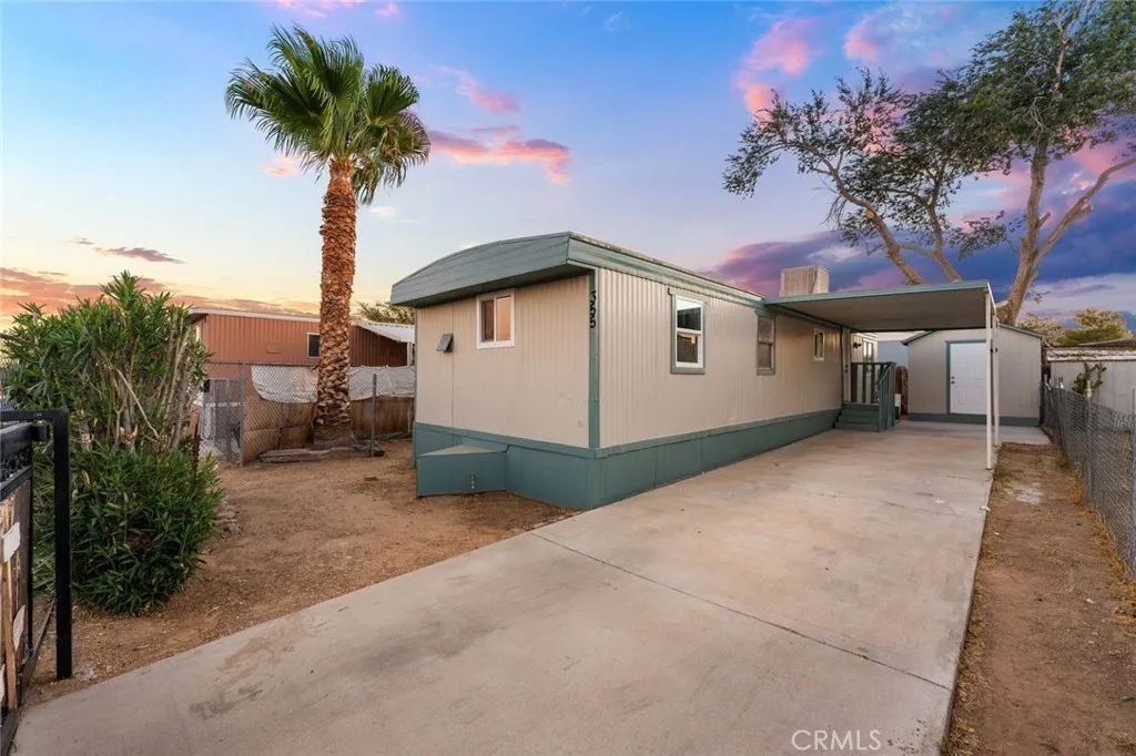 Rosamond, CA 93560