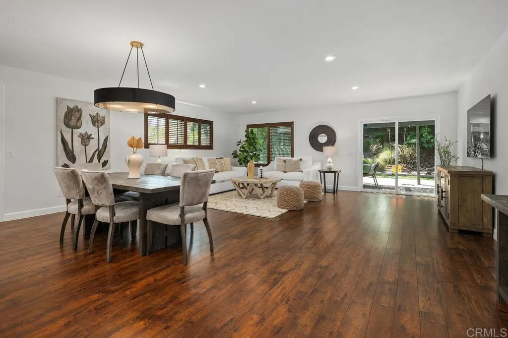 https://cdn.realtyfeed.com/cdn/127/306519930/48f580179a745a21e0d64f990fad461c.webp