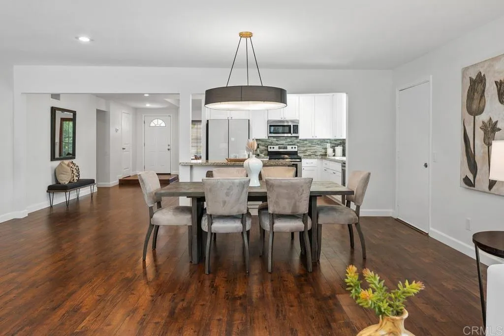 https://cdn.realtyfeed.com/cdn/127/306519930/497797310792d877651f1148c54978e2.webp