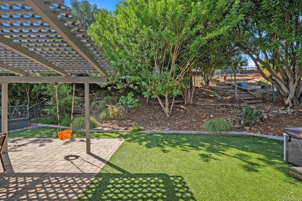 https://cdn.realtyfeed.com/cdn/127/306519930/85d43a839f288a10ecea0d3942936c0d.webp