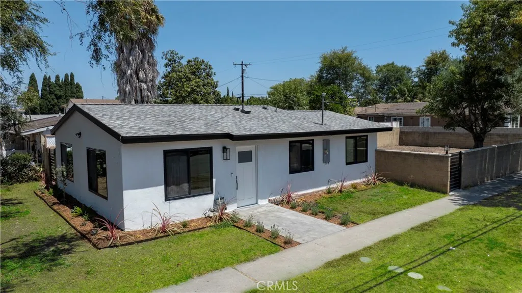 Santa Ana, CA 92707