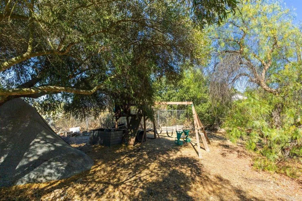 https://cdn.realtyfeed.com/cdn/127/306519991/7b618b39662794da3ce5dfa83f9755cd.webp