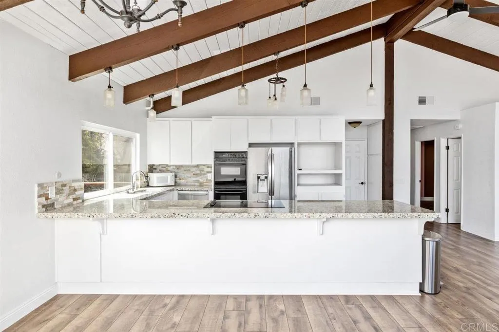 https://cdn.realtyfeed.com/cdn/127/306519991/8f6b3c2815b63efa928948e0d4d8b9b0.webp