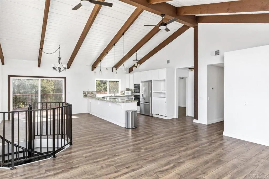 https://cdn.realtyfeed.com/cdn/127/306519991/e25e930b7ff174ed3fcf8f4fb029b132.webp