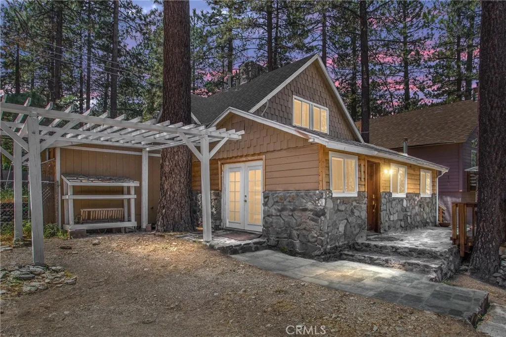 Wrightwood, CA 92397