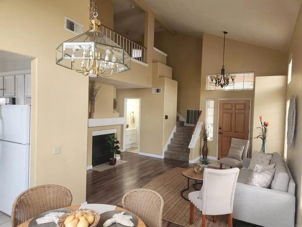 https://cdn.realtyfeed.com/cdn/127/306520013/4a26d04500281bd1daeaff88cd3ad163.webp