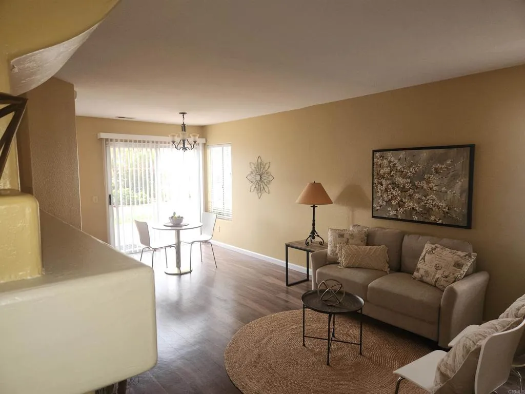 https://cdn.realtyfeed.com/cdn/127/306520013/8424d918adbcf07887eef8613caead93.webp