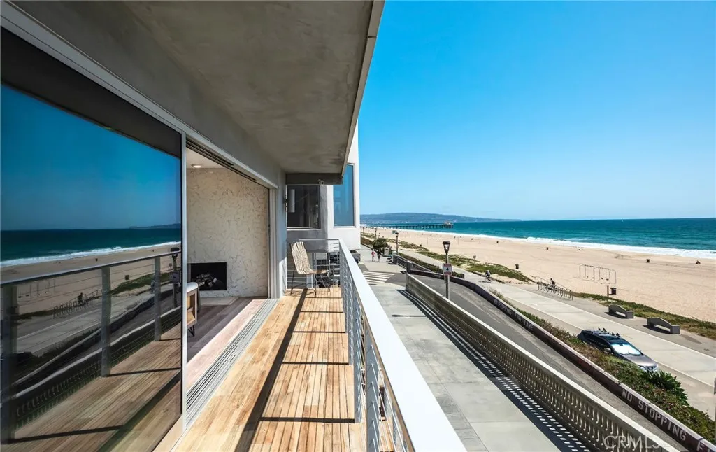 Manhattan Beach, CA 90266