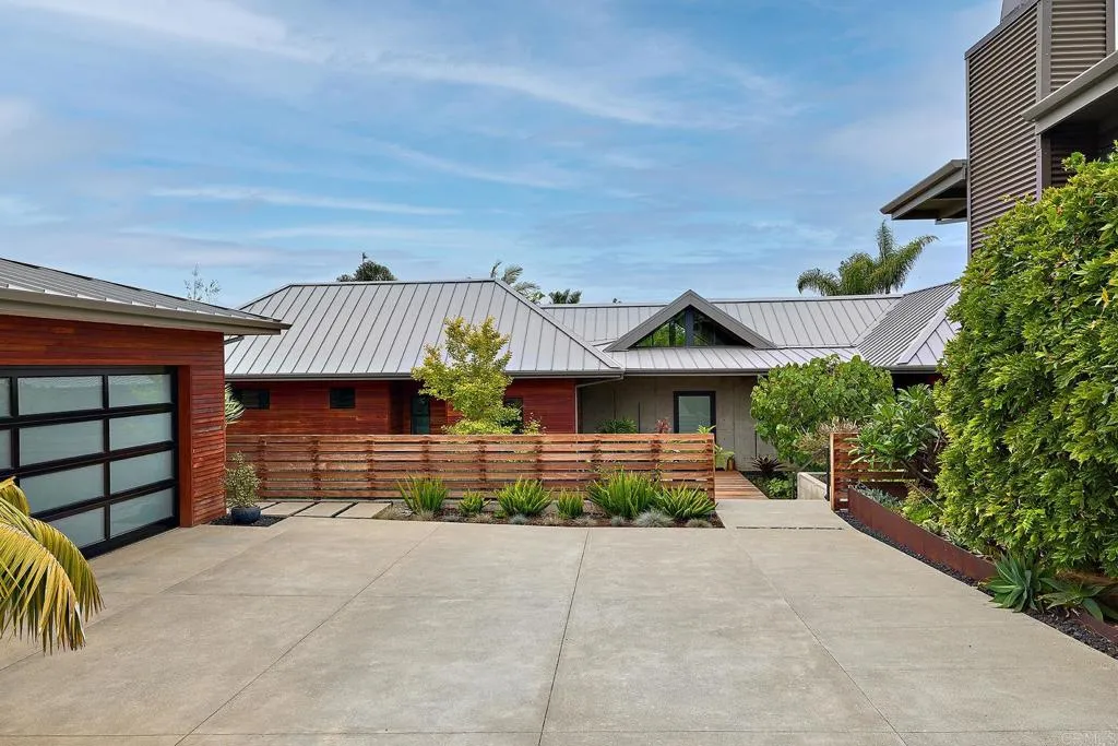 https://cdn.realtyfeed.com/cdn/127/306520115/969c3b72c4ed50f72c8f2c62423990e3.webp