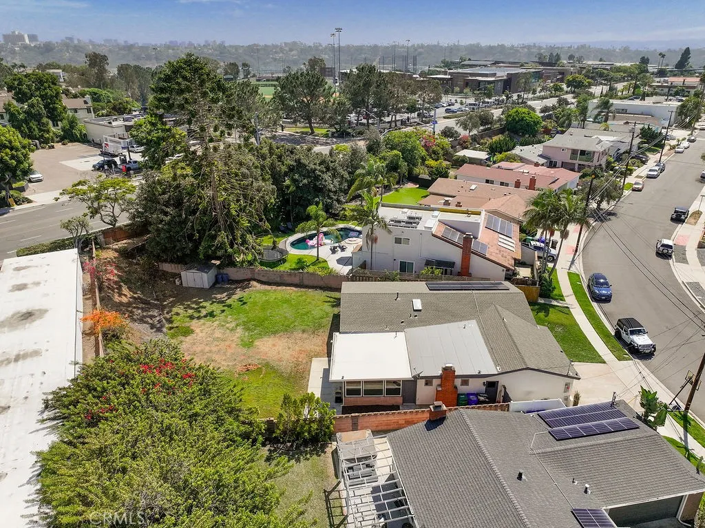 https://cdn.realtyfeed.com/cdn/127/306520202/2bdd1bb268cfc1b6e50f73bea156b8b1.webp