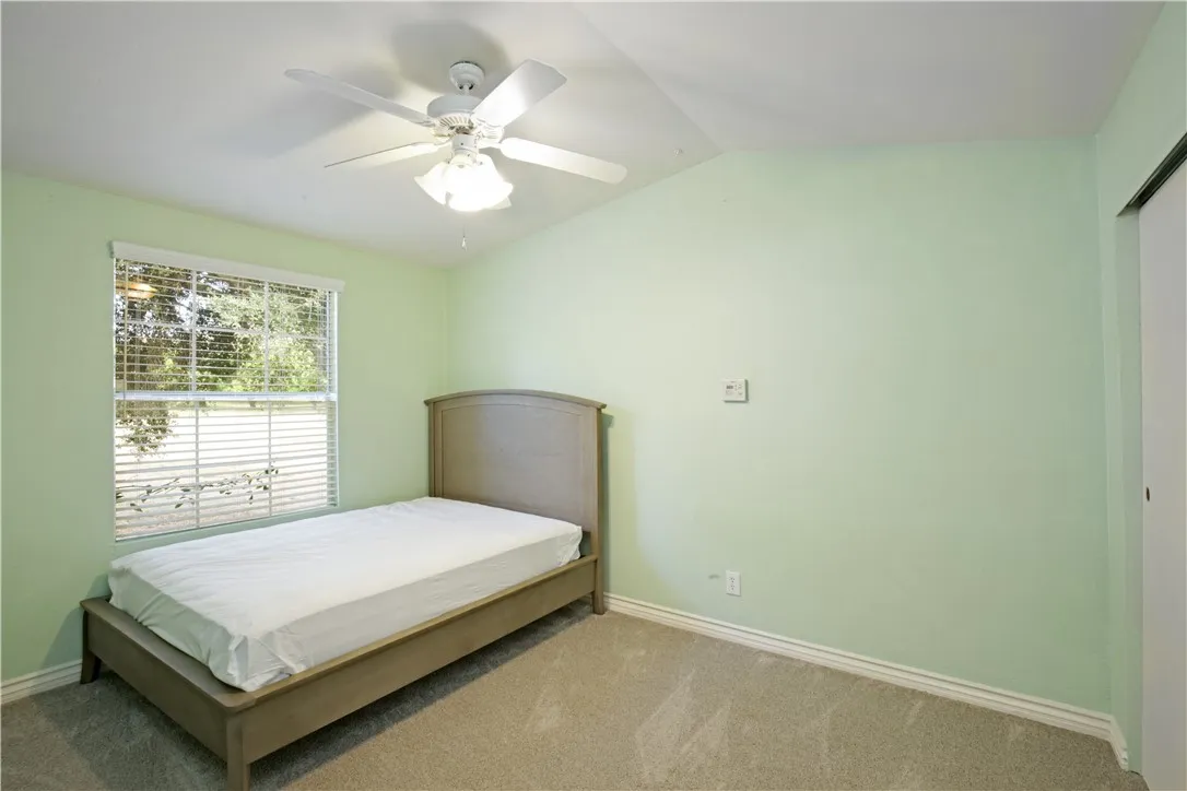https://cdn.realtyfeed.com/cdn/127/306520218/81ed09d046102cb8c2940b6abcb9ae26.webp