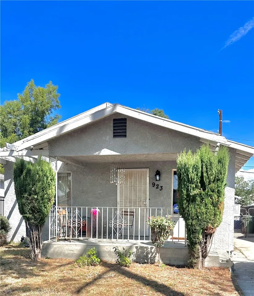 Los Angeles, CA 90002