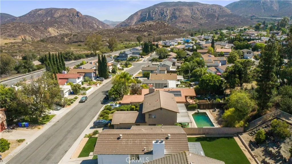 https://cdn.realtyfeed.com/cdn/127/306520235/c9850bd8b2068113ce2d925381f2d6ba.webp