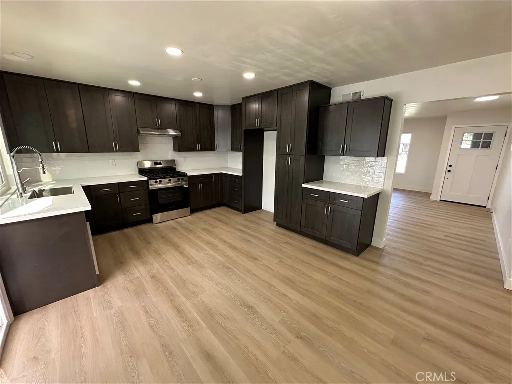 https://cdn.realtyfeed.com/cdn/127/306520241/61160302d5b6111ec0c0741fc51e7482.webp
