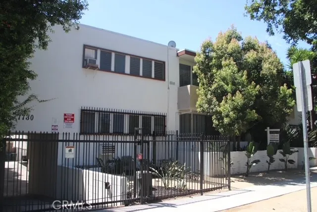 West Hollywood, CA 90046