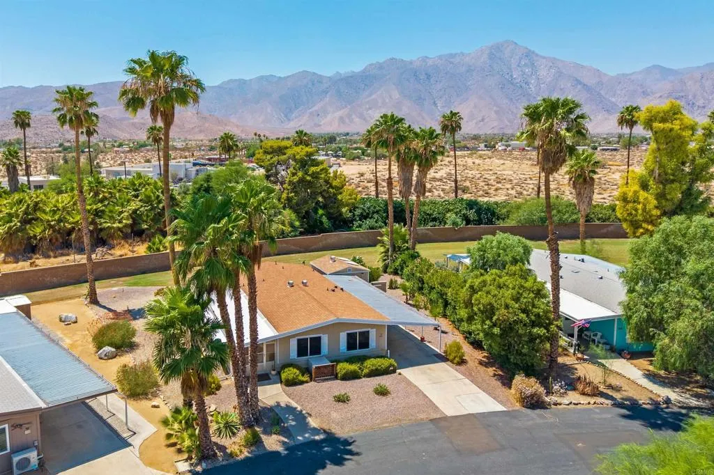 https://cdn.realtyfeed.com/cdn/127/306520257/260ae2fa355d31b1988cee552430a794.webp