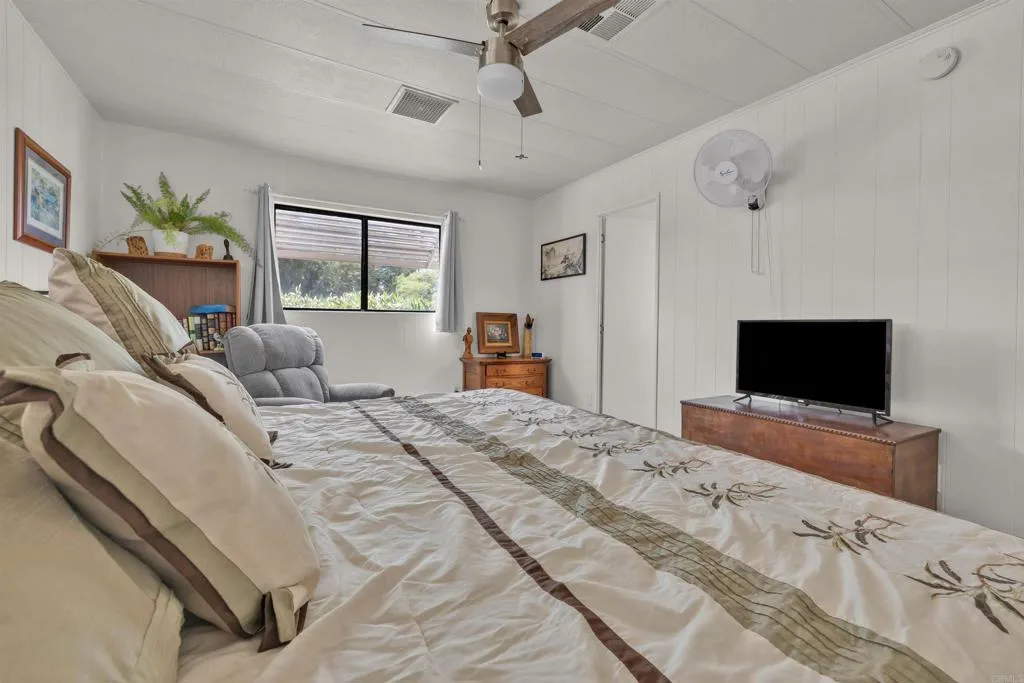 https://cdn.realtyfeed.com/cdn/127/306520257/441d7d65a934cd02faa97c374cb33987.webp