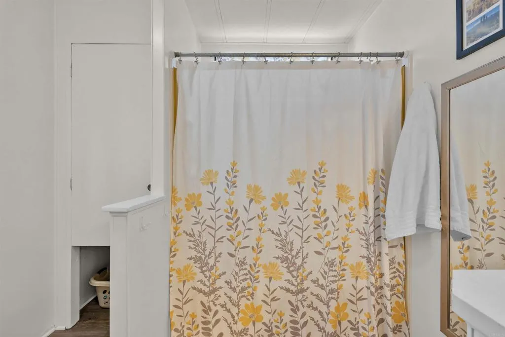 https://cdn.realtyfeed.com/cdn/127/306520257/6fa897c0f7ae73fcd4a6c001ce907f64.webp