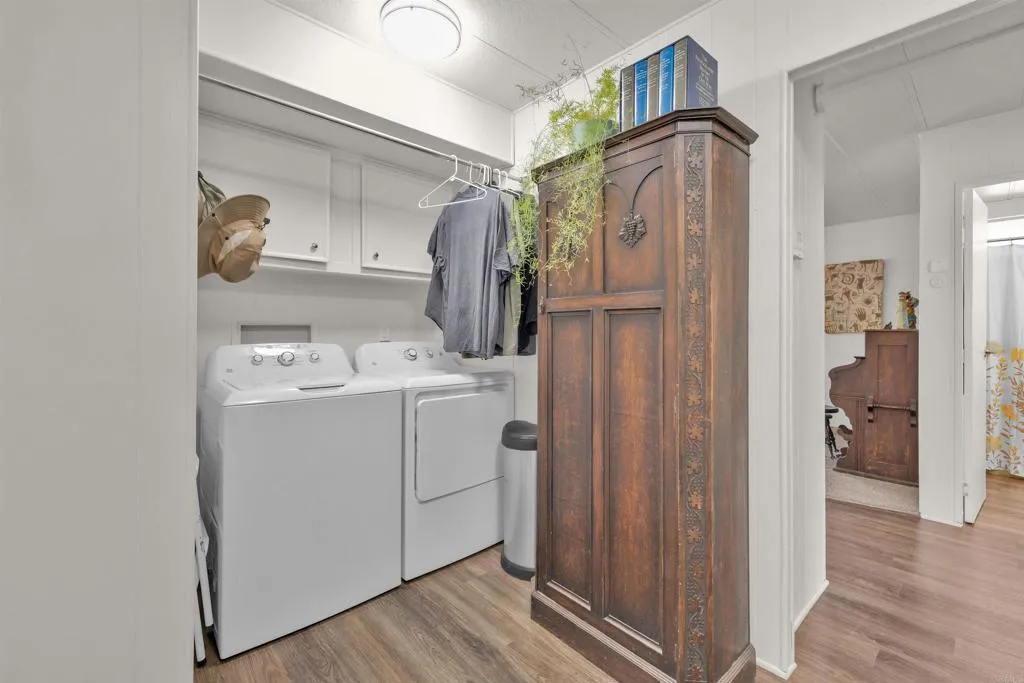 https://cdn.realtyfeed.com/cdn/127/306520257/c0e4f2cfa103100bdedf6801b163bbd3.webp