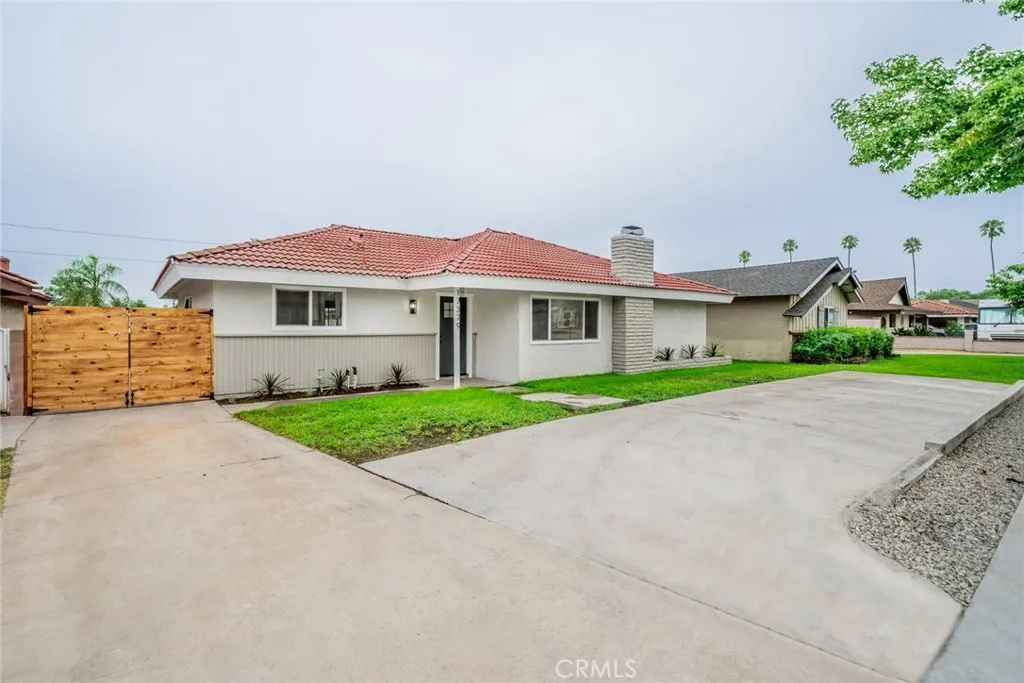 Fontana, CA 92335
