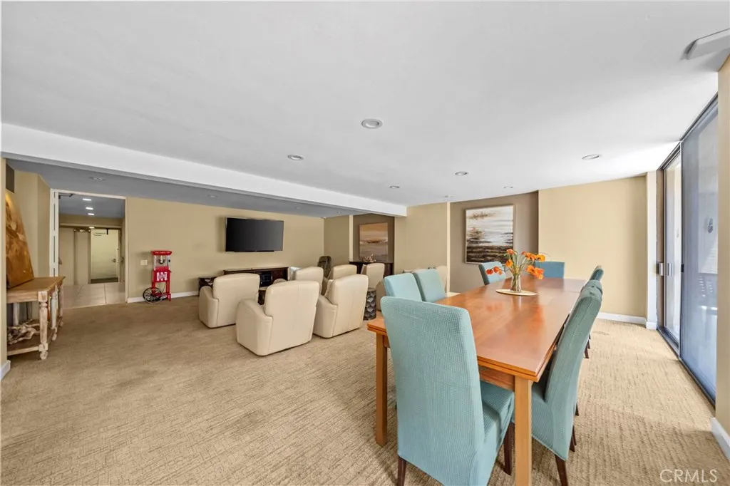 https://cdn.realtyfeed.com/cdn/127/306520287/03c8bbc814f29b221eeb3abf44fbe933.webp
