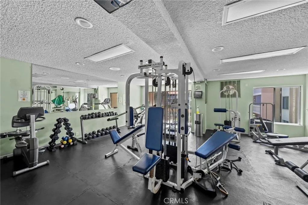 https://cdn.realtyfeed.com/cdn/127/306520287/fda7c78e5837e33fab52521f09a39ccf.webp