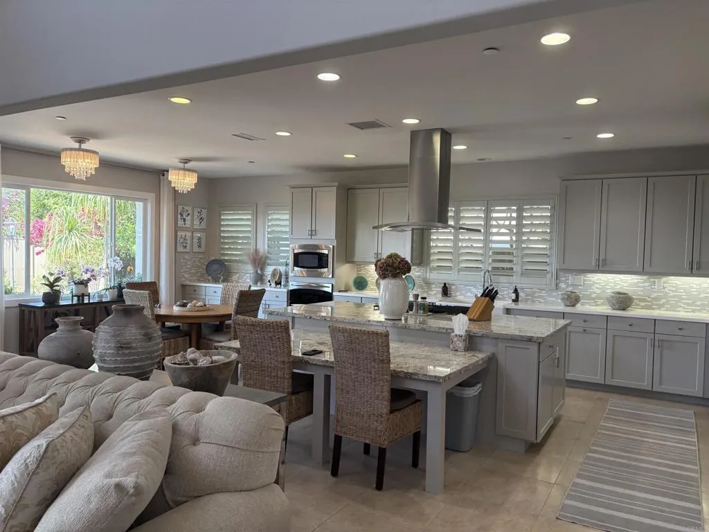 https://cdn.realtyfeed.com/cdn/127/306520313/bc5f4dd280363c39b5198c1ba5ba1b92.webp