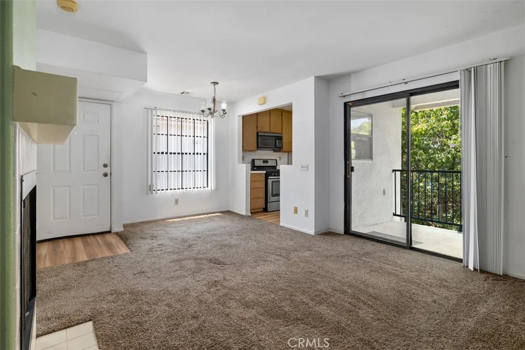 https://cdn.realtyfeed.com/cdn/127/306520339/6c37a05a710c7db65333e70f64f9ec58.webp
