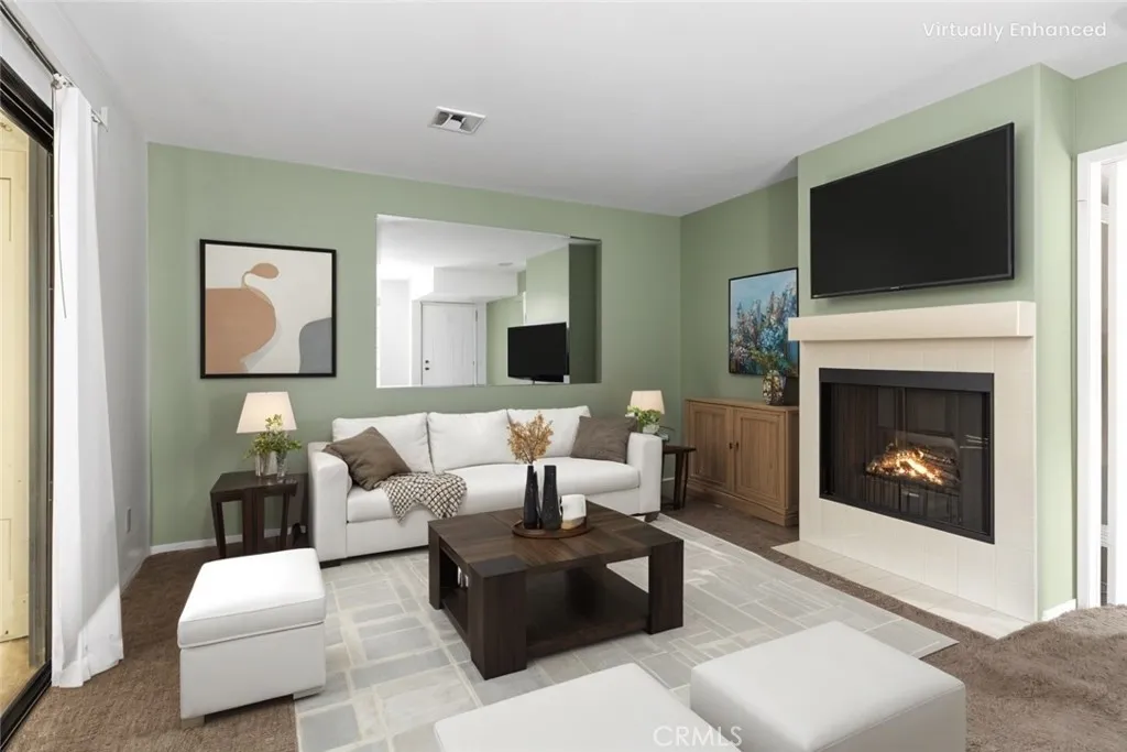https://cdn.realtyfeed.com/cdn/127/306520339/729e5097497cd00acc62d09b2b8602c2.webp