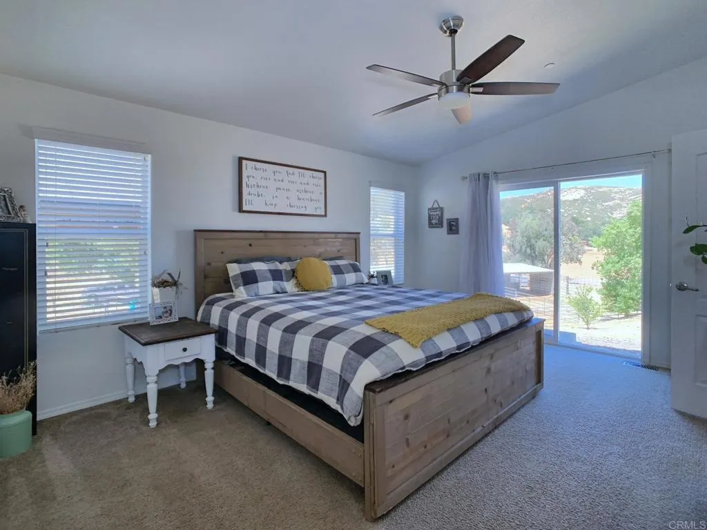 https://cdn.realtyfeed.com/cdn/127/306520357/93b0f2470791a9db4fbd812e7f9e0965.webp