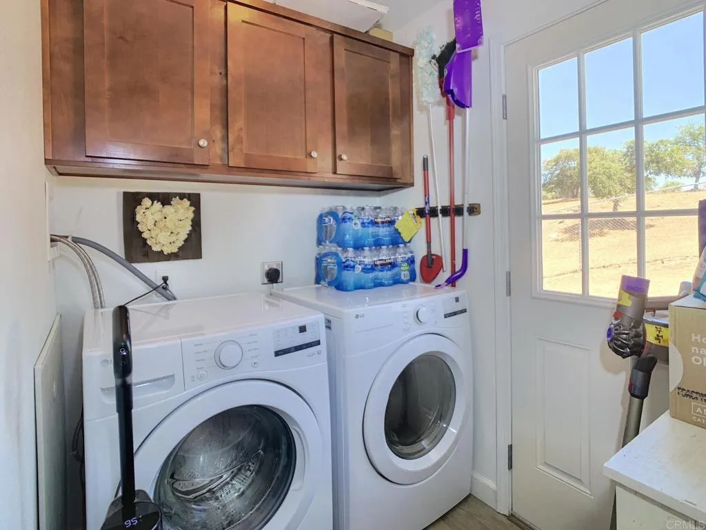 https://cdn.realtyfeed.com/cdn/127/306520357/b3c370438e01936a5f19ac48a9545cb4.webp