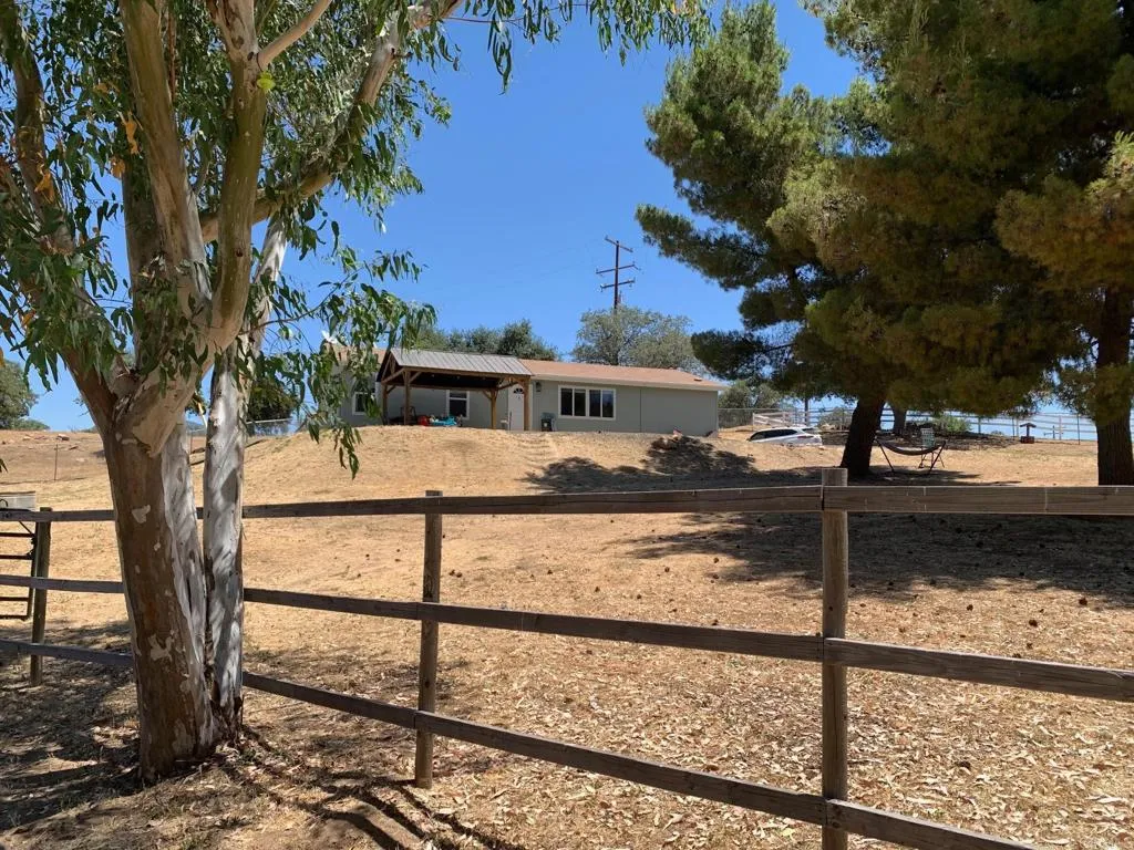 https://cdn.realtyfeed.com/cdn/127/306520357/d64e56584801636072c4783cd72b595d.webp