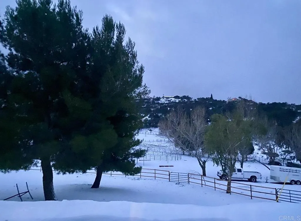 https://cdn.realtyfeed.com/cdn/127/306520357/e263b230e0b24df1f77adf0af28d3b75.webp