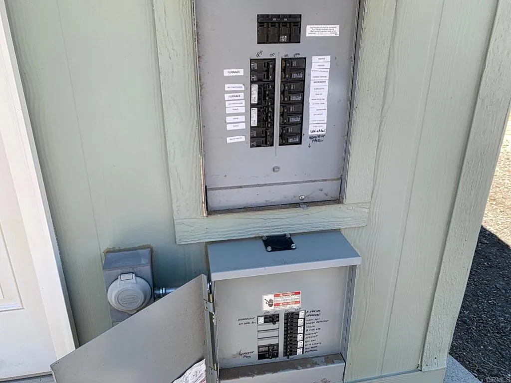 https://cdn.realtyfeed.com/cdn/127/306520357/e970cc824ea890daa6aeea8ac922dbc0.webp