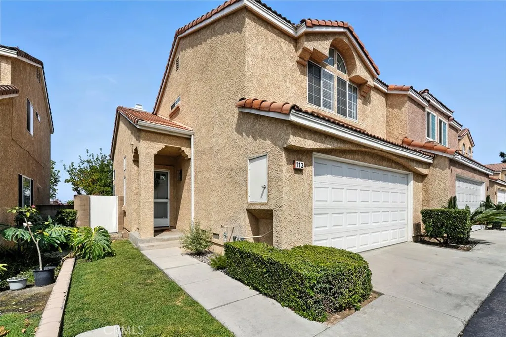 La Puente, CA 91744