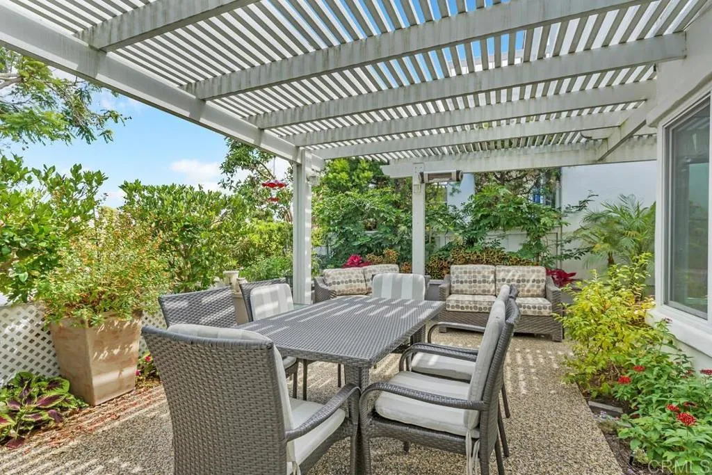 https://cdn.realtyfeed.com/cdn/127/306520423/554ad86a7cc0b72e824844526b51d8e1.webp